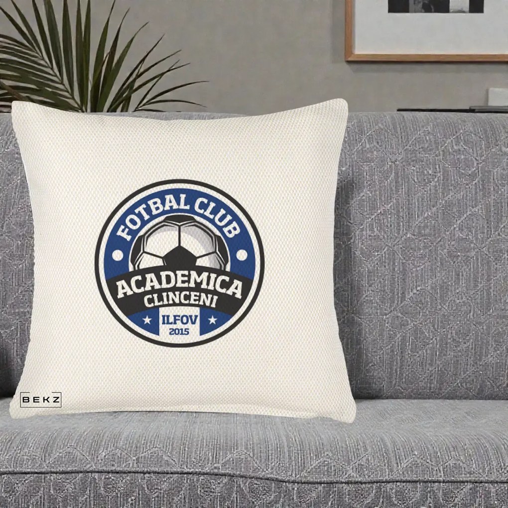 Perna Personalizata Academica Clinceni Fotbal Club, 40x40 cm, Crem Reliefat, Husa Detasabila, Perna Inclusa, BEKZ®