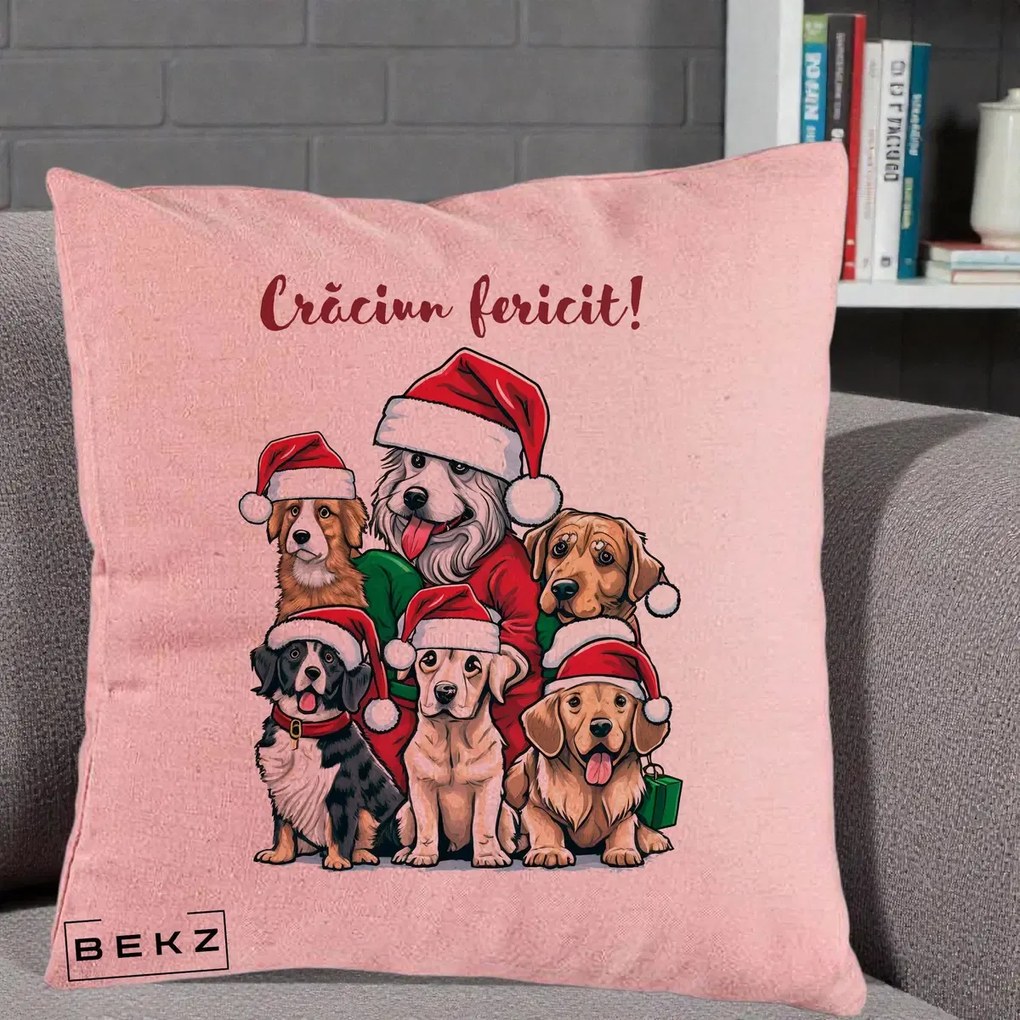 Perna Decorativa Caini cu Bonete Craciun Fericit, 40x40 cm, Roz, Husa Detasabila, Perna Inclusa, BEKZ®