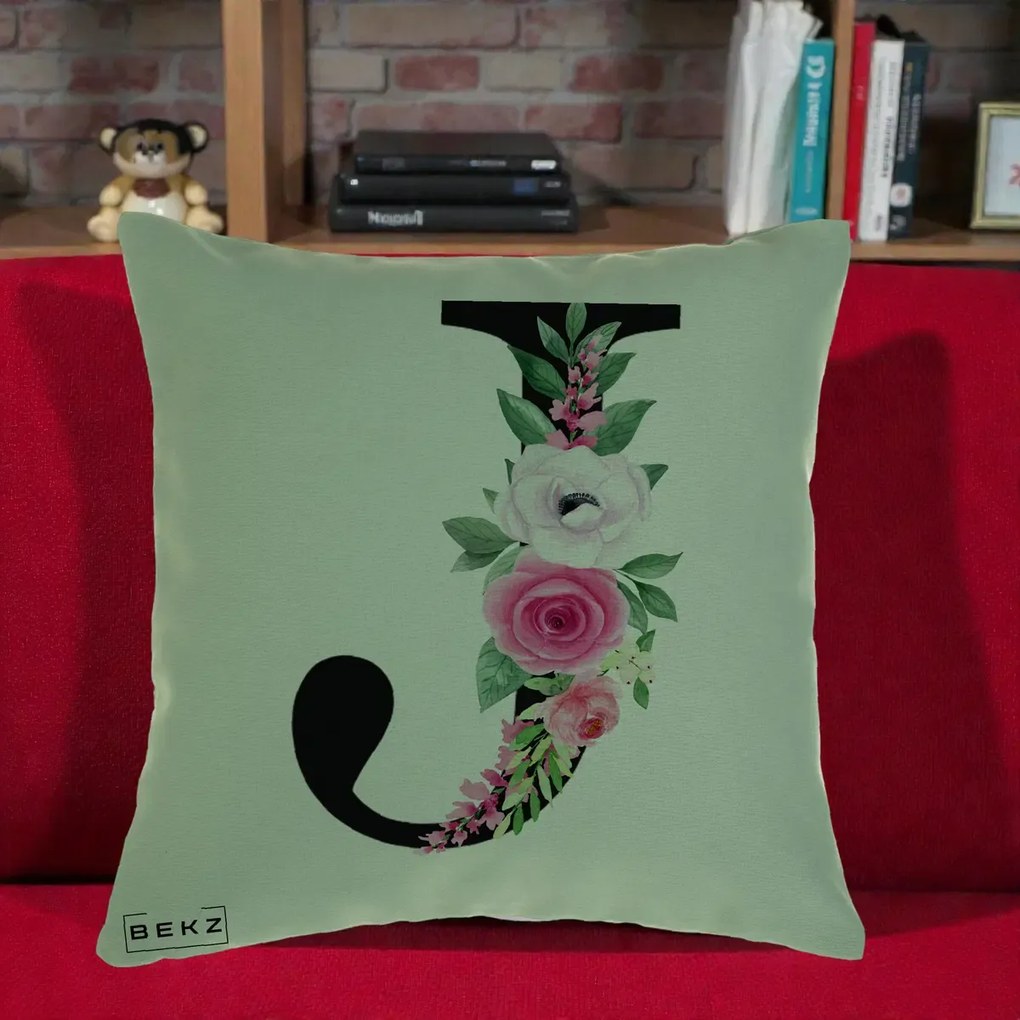Cadou Personalizat - Perna Personalizata Monograma Florala Litera J, 40x40 cm, Verde, Husa Detasabila, Perna Inclusa, BEKZ®