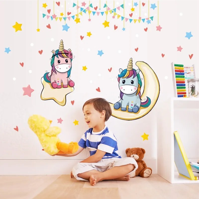 Sticker perete Unicorn pe Luna