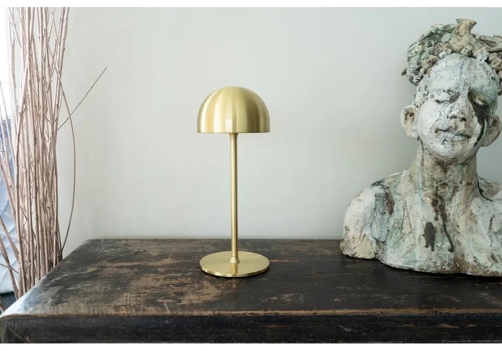 Veioză alămie LED cu control prin telecomandă cu abajur din metal (înălțime 30 cm) Tim – Sirius