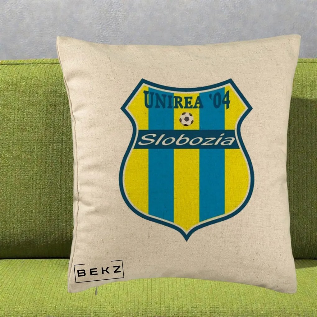 Perna Personalizata Unirea '04 Slobozia Fotbal, 40x40 cm, Bej, Husa Detasabila, Perna Inclusa, BEKZ®