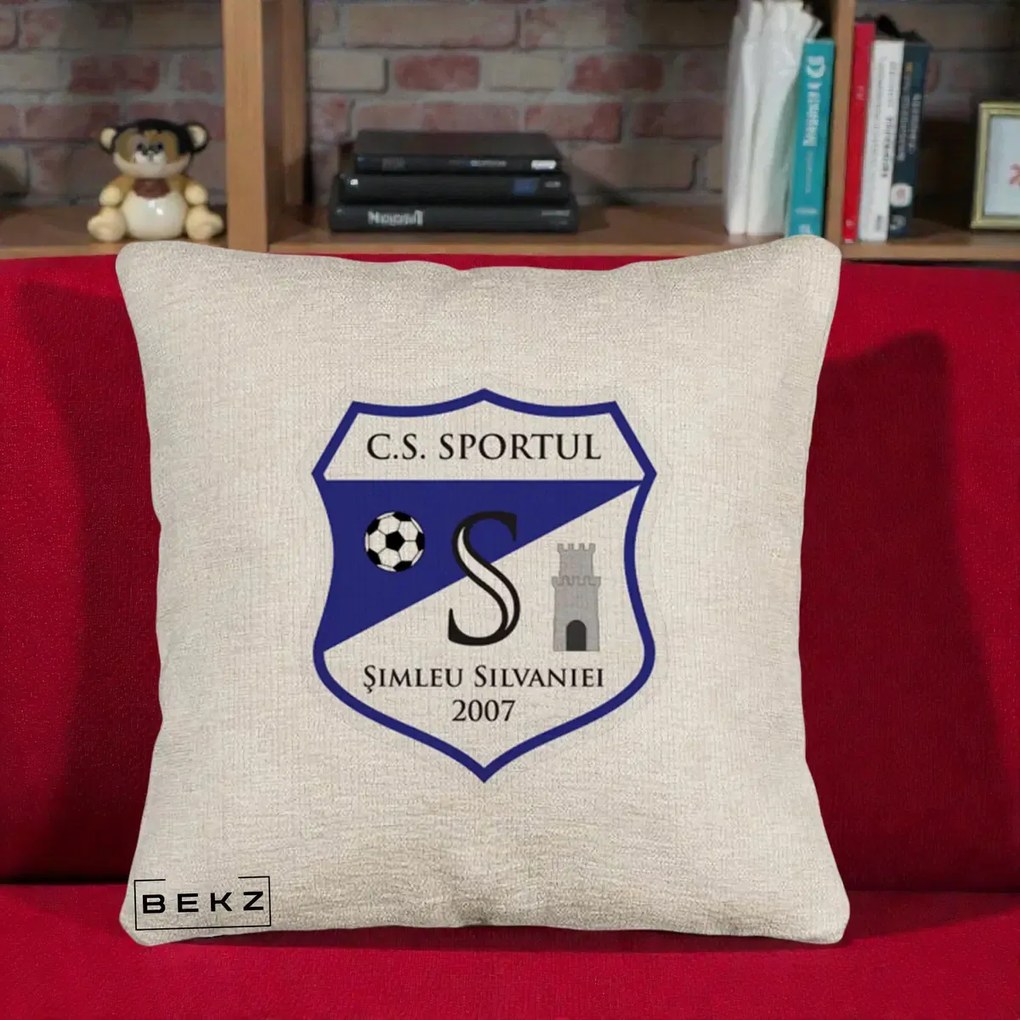 Perna Personalizata CS Sportul Simleu Silvaniei 2007, 40x40 cm, Bej Canapea, Husa Detasabila, Perna Inclusa, BEKZ®