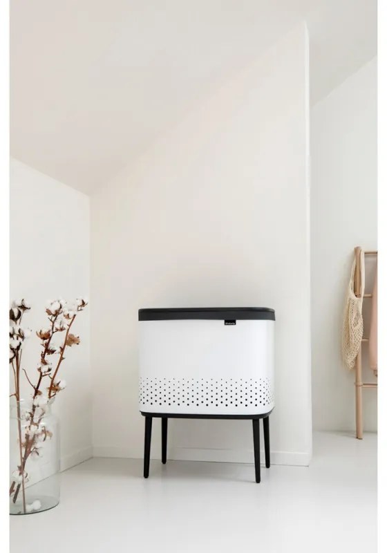 Cos de rufe Brabantia Bo 1004174, 60 L, Umplere fara deschidere, Orificii aerisire, Picioare reglabile, Alb