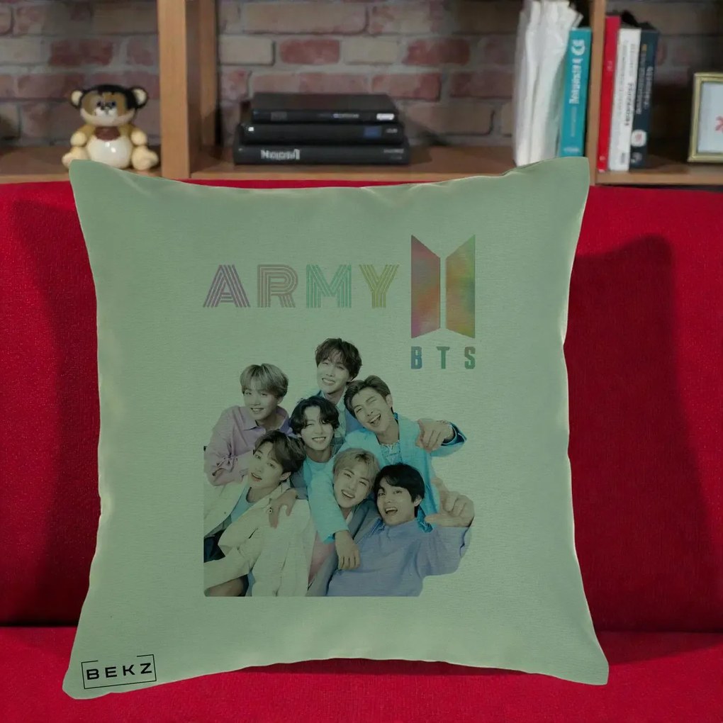 Perna Personalizata K-pop BTS ARMY Fotografie Grup Veseli, 40x40 cm, Verde, Husa Detasabila, Perna Inclusa, BEKZ®