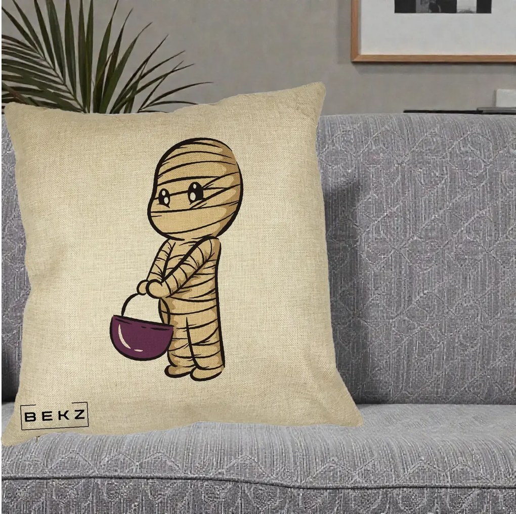 Perna Decorativa Halloween Mummy Kawaii cu Cos, 40x40 cm, Crem, Husa Detasabila, Perna Inclusa, BEKZ®