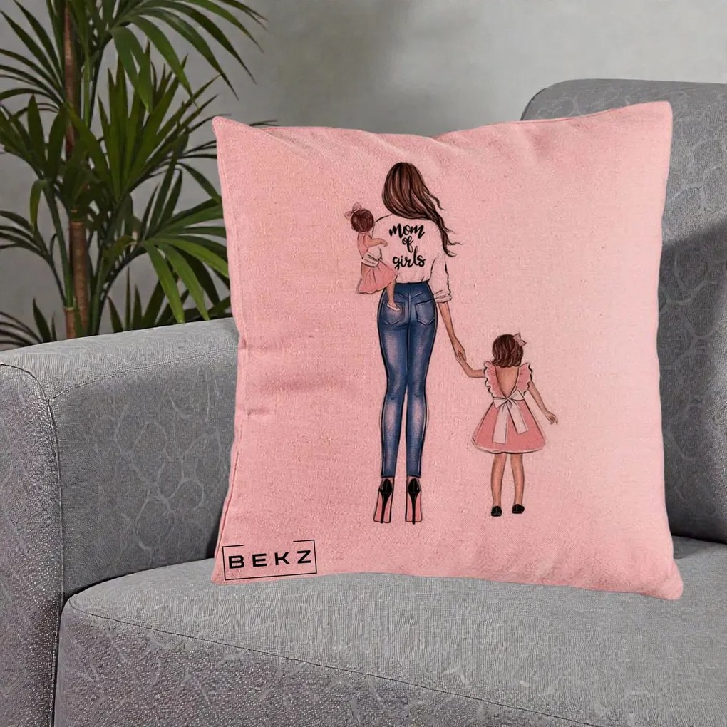 Cadou pentru Mama - Perna Personalizata Mom of Girls Mama cu Fetele, 40x40 cm, Roz, Husa Detasabila, Perna Inclusa, BEKZ®