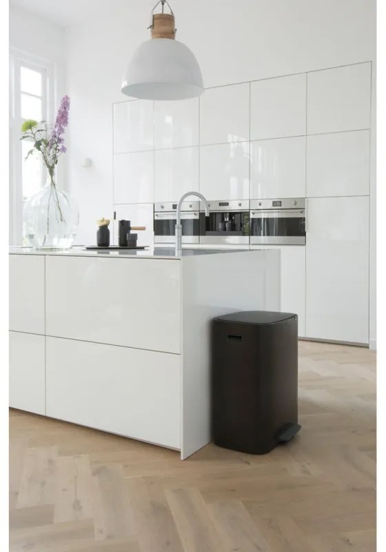 Cos de gunoi Brabantia Bo Pedal 1003191, 2x30 L, Inchidere lina, Baza antiderapanta, Negru