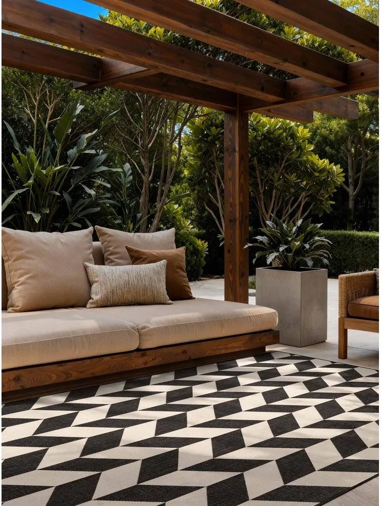 Covor pentru exterior și interior negru/crem 120x170 cm Haringey Terrick – Ted Baker