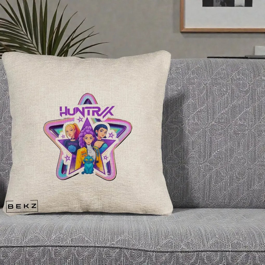 Perna Personalizata K-pop HUNTRX Trio Stea cu Pisica, 40x40 cm, Bej Canapea, Husa Detasabila, Perna Inclusa, BEKZ®