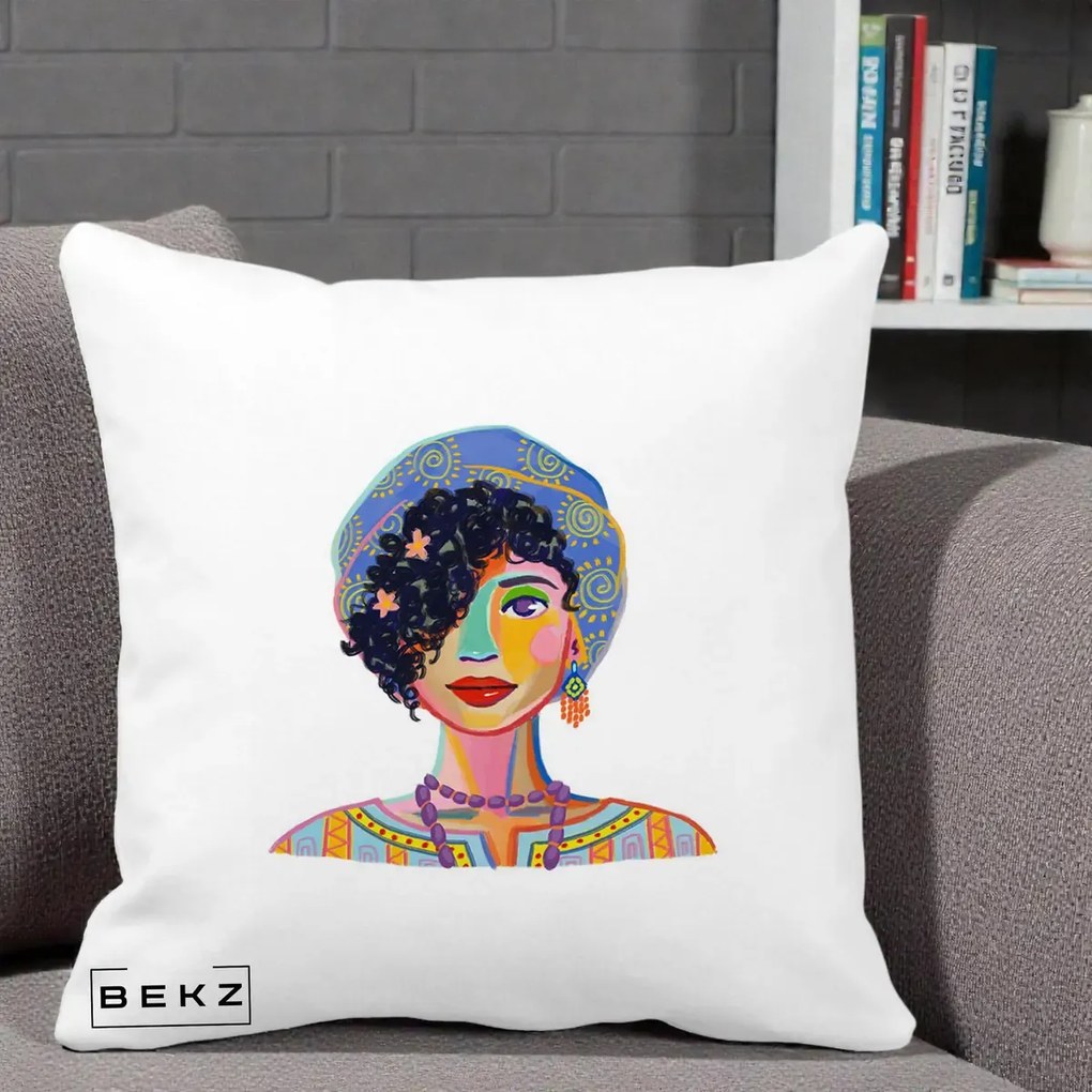 Perna Decorativa Portret Femeie Etnic Colorat, 40x40 cm, Alba Mata, Husa Detasabila, Perna Inclusa, BEKZ®