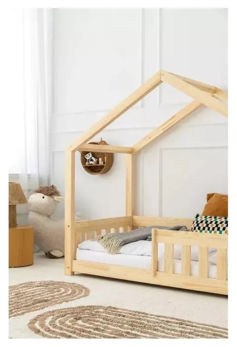 Pat pentru copii natural de tip casă din lemn de pin 120x200 cm Mila RMP – Adeko