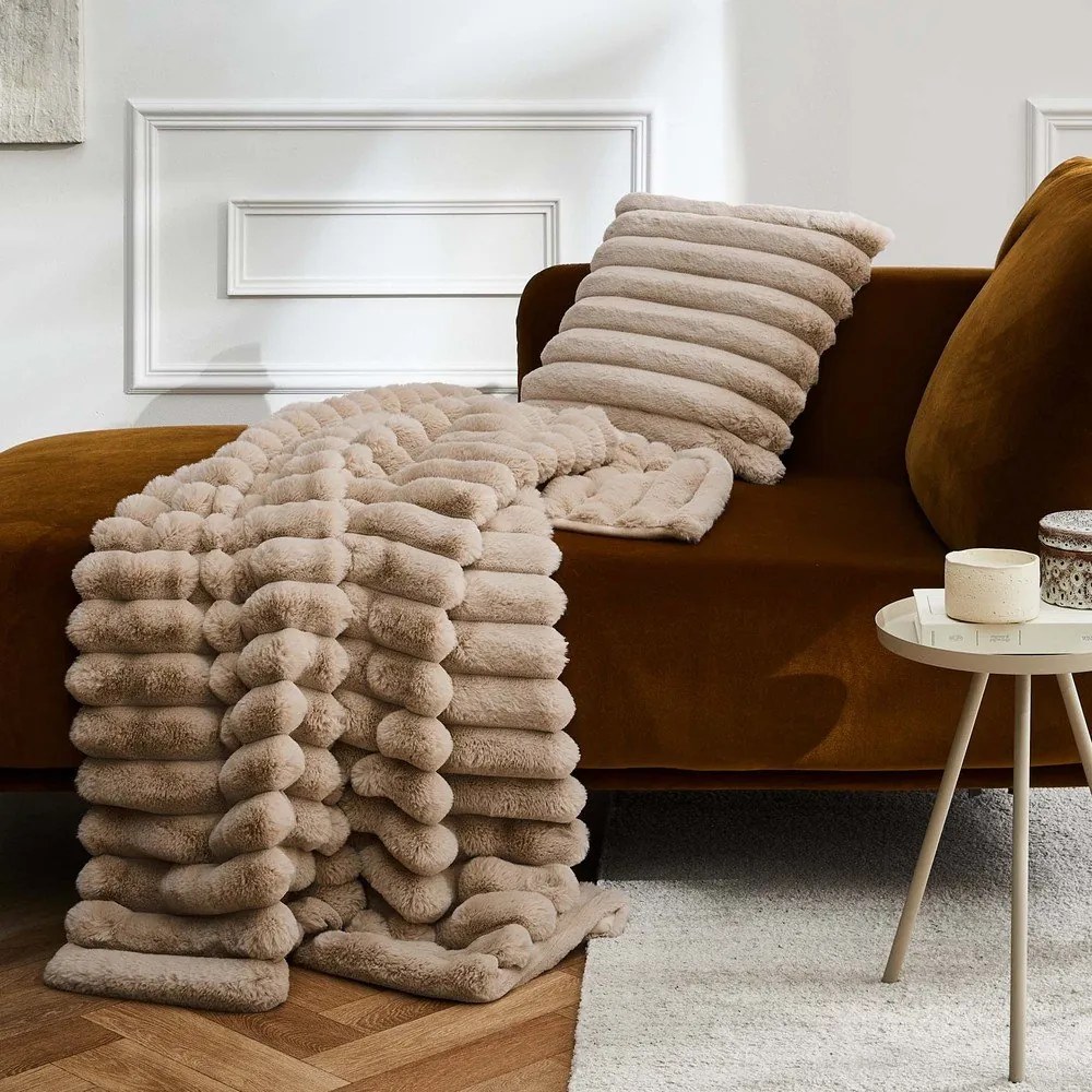 Pătură maro deschis din micropluș/cocolino 180x220 cm Boudoir – douceur d'intérieur