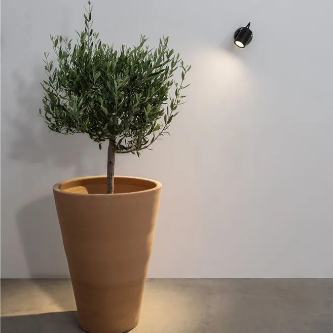 Aplica de perete LED moderna pentru iluminat exterior IP65 FEND II