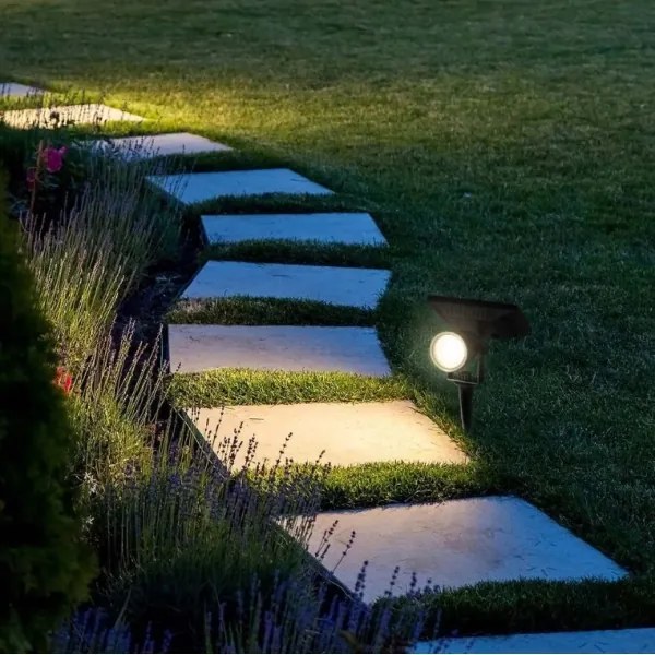 Corp de iluminat LED solar SPIKE LED/2W/5,5V IP65 3000K