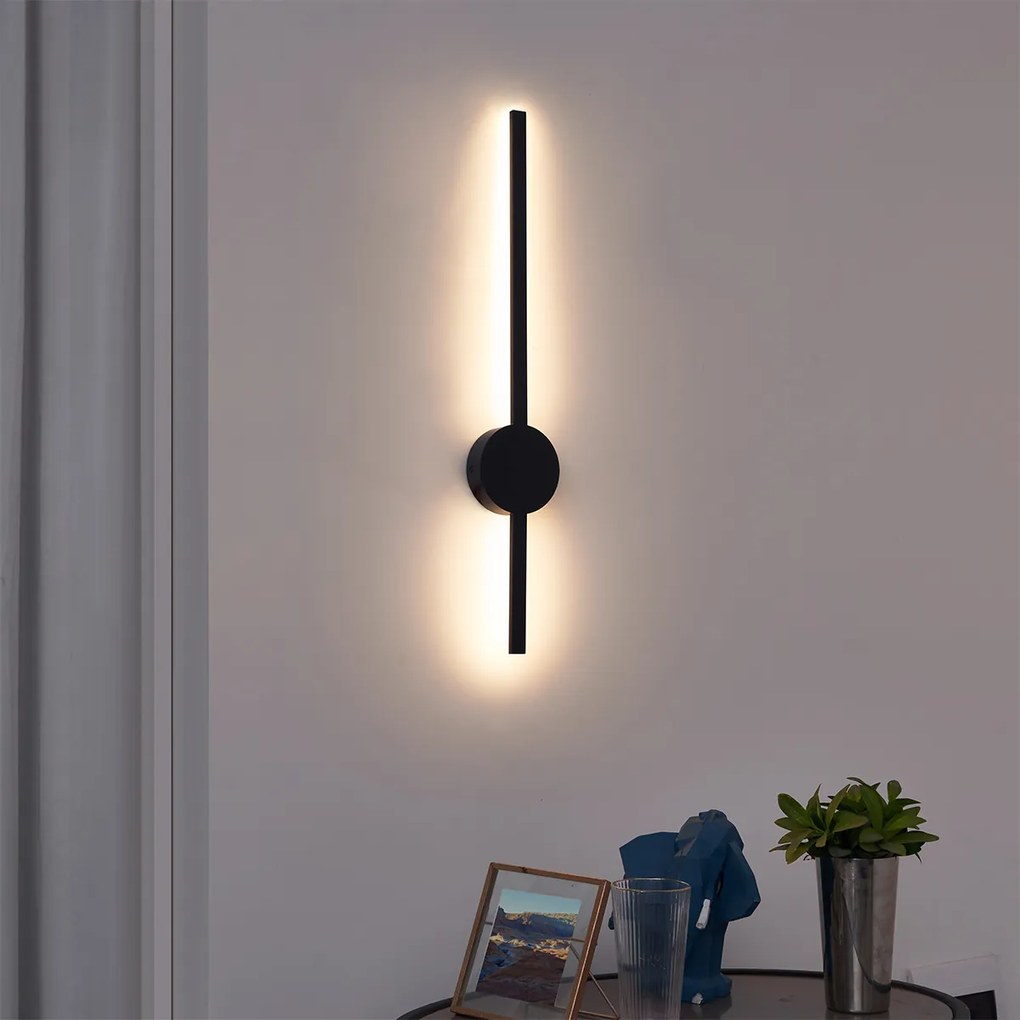 Lampă de perete modernă neagră 60cm incl. LED - Clockwise