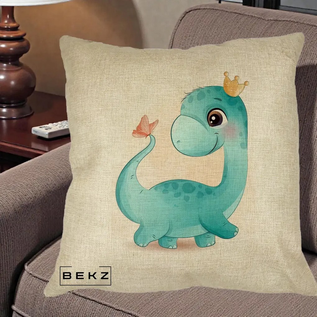 Perna Personalizata Dinozaur Bland Coroana Kawaii, 40x40 cm, Crem, Husa Detasabila, Perna Inclusa, BEKZ®