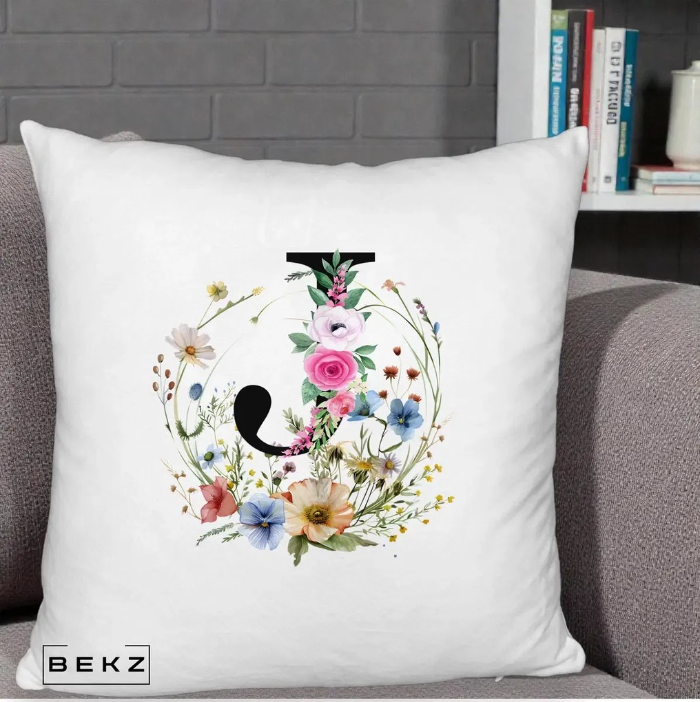 Cadou Personalizat - Perna Personalizata Monogram Litera J cu Flori Acuarela, 40x40 cm, Alb Pufos, Husa Detasabila, Perna Inclusa, BEKZ®
