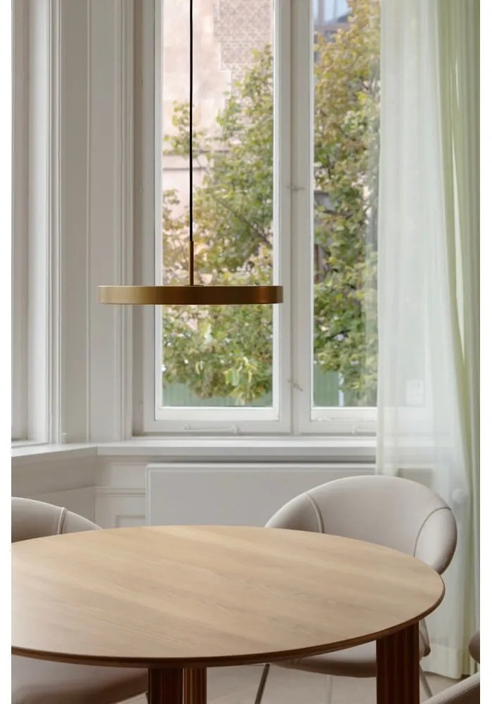 Lustră aurie LED cu abajur din metal ø 43 cm Asteria Medium – UMAGE