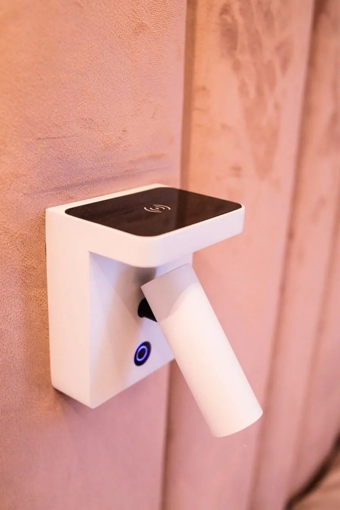 Aplica cu reader LED pentru dormitor Lofer alba