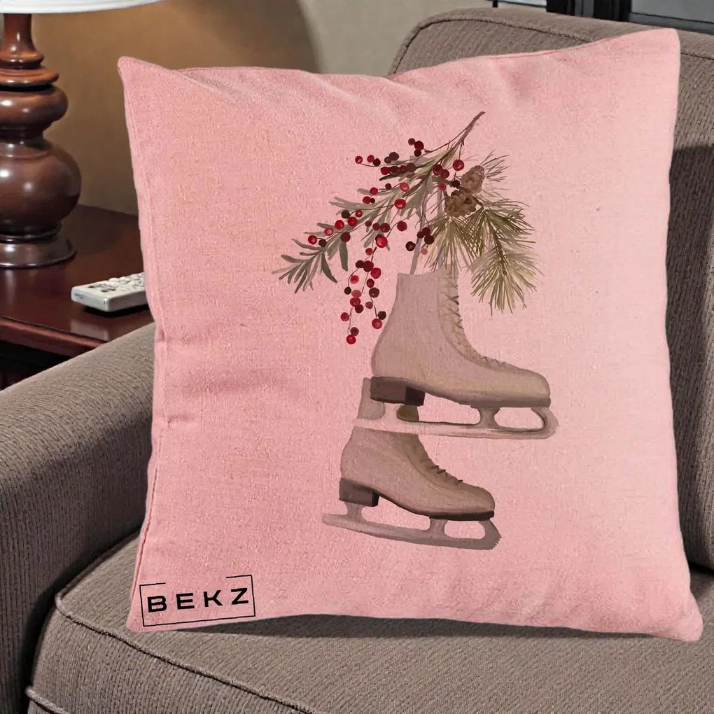 Perna Decorativa Patine cu Ramuri de Brad si Afine, 40x40 cm, Roz, Husa Detasabila, Perna Inclusa, BEKZ®