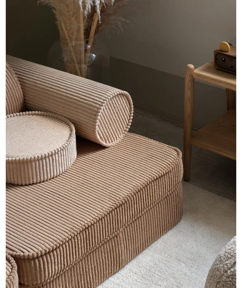 Canapea pentru copii maro deschis cu tapițerie din catifea reiată 132 cm Settee – Wigiwama