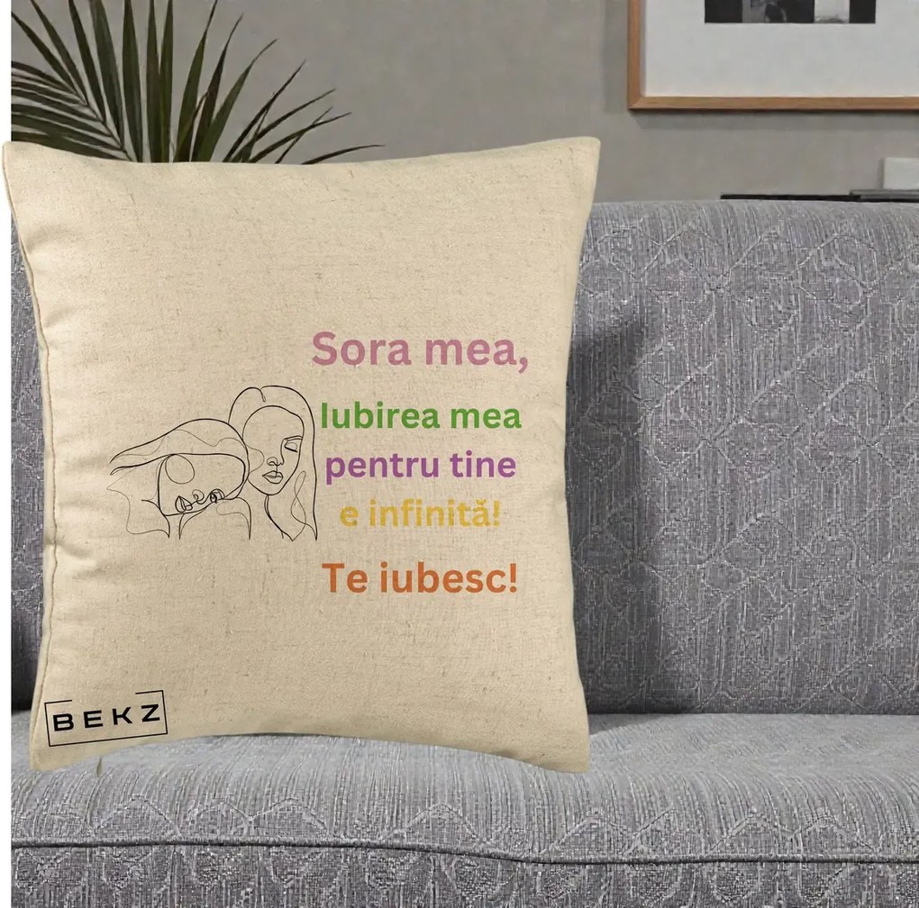 Cadou pentru Sora - Perna Personalizata Sora Mea Te Iubesc Line Art Fete Colorate Brate Ridicate, 40x40 cm, Bej, Husa Detasabila, Perna Inclusa, BEKZ®