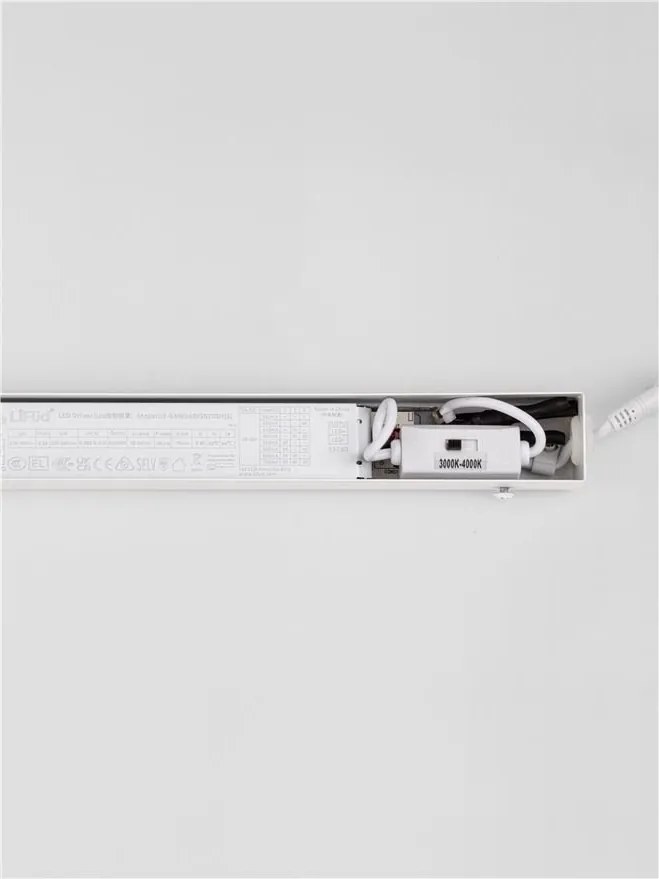 Aplica de perete LED baie IP44 LIVO alba