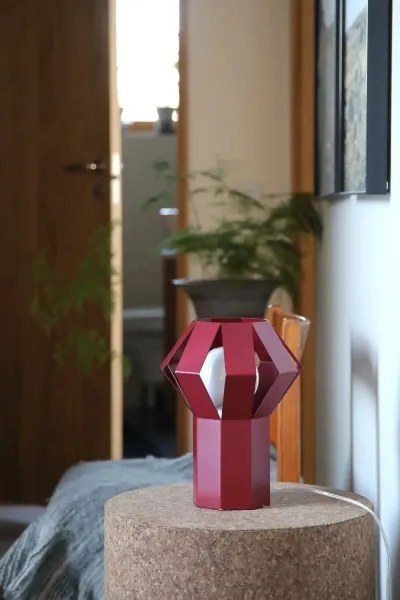 Markslöjd 109150 - Lampă de masă OCTA 1xE27/60W/230V vișinie