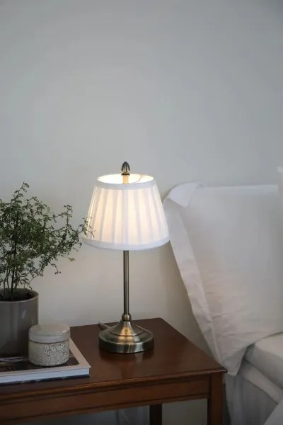 Markslöjd 108973 - Lampă de masă OXFORD 1xE14/40W/230V alb/alamă