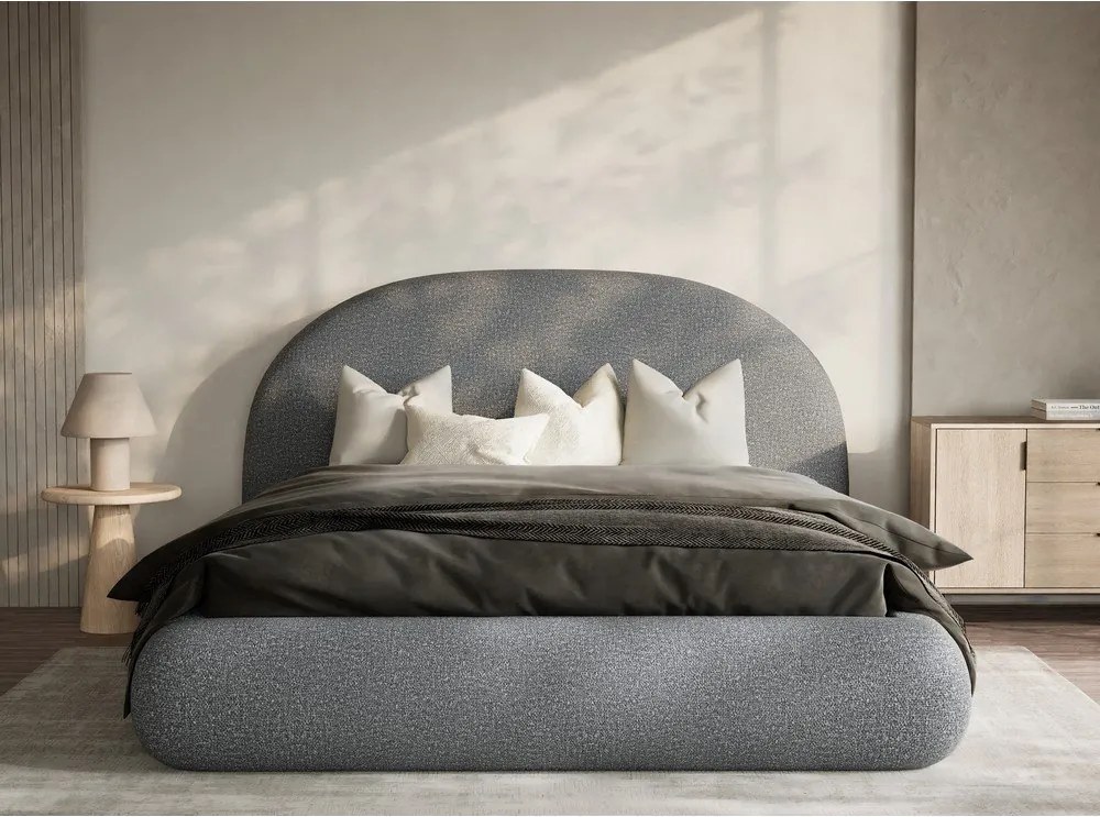 Pat matrimonial gri tapițat cu spațiu de depozitare cu somieră 160x200 cm Maumere – Maison de Rêve