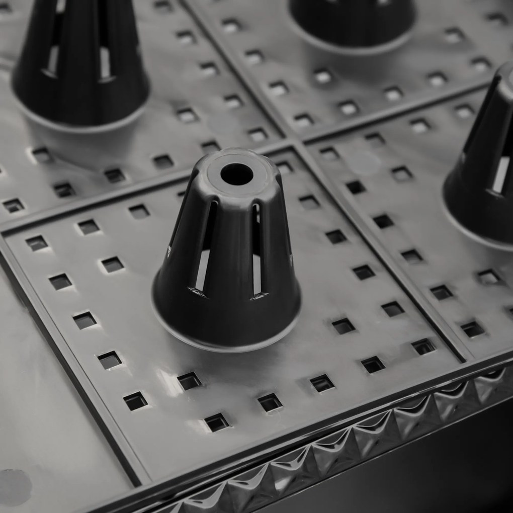 Outsunny Jardinieră din plastic cu roți și orificii de drenaj pentru cultivarea plantelor în exterior 50x50x33 cm Marrón | Aosom Romania