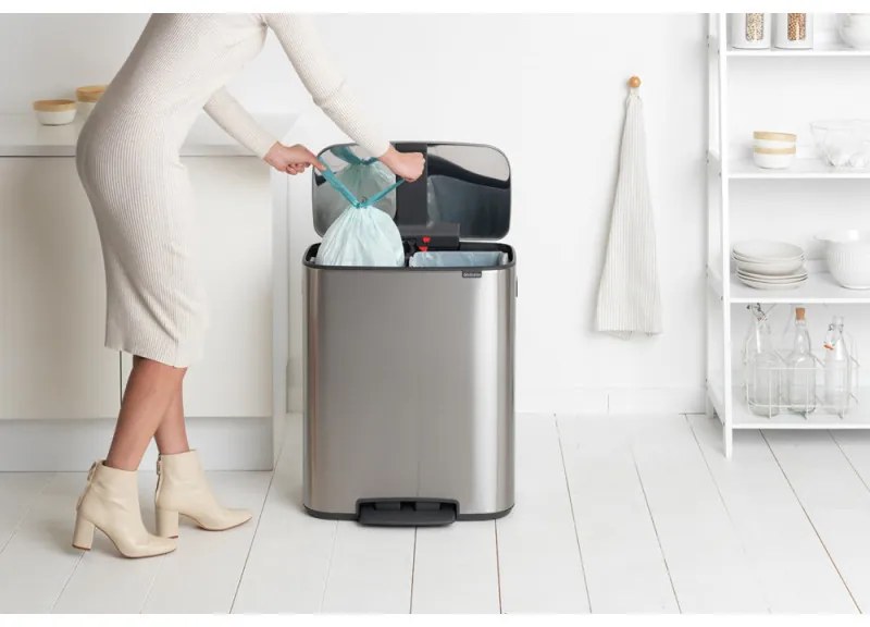Cos de gunoi Brabantia Bo Pedal 1003192, 2x30 L, Inchidere lina, Baza antiderapanta, Rezistent la amprente, Inox/mat