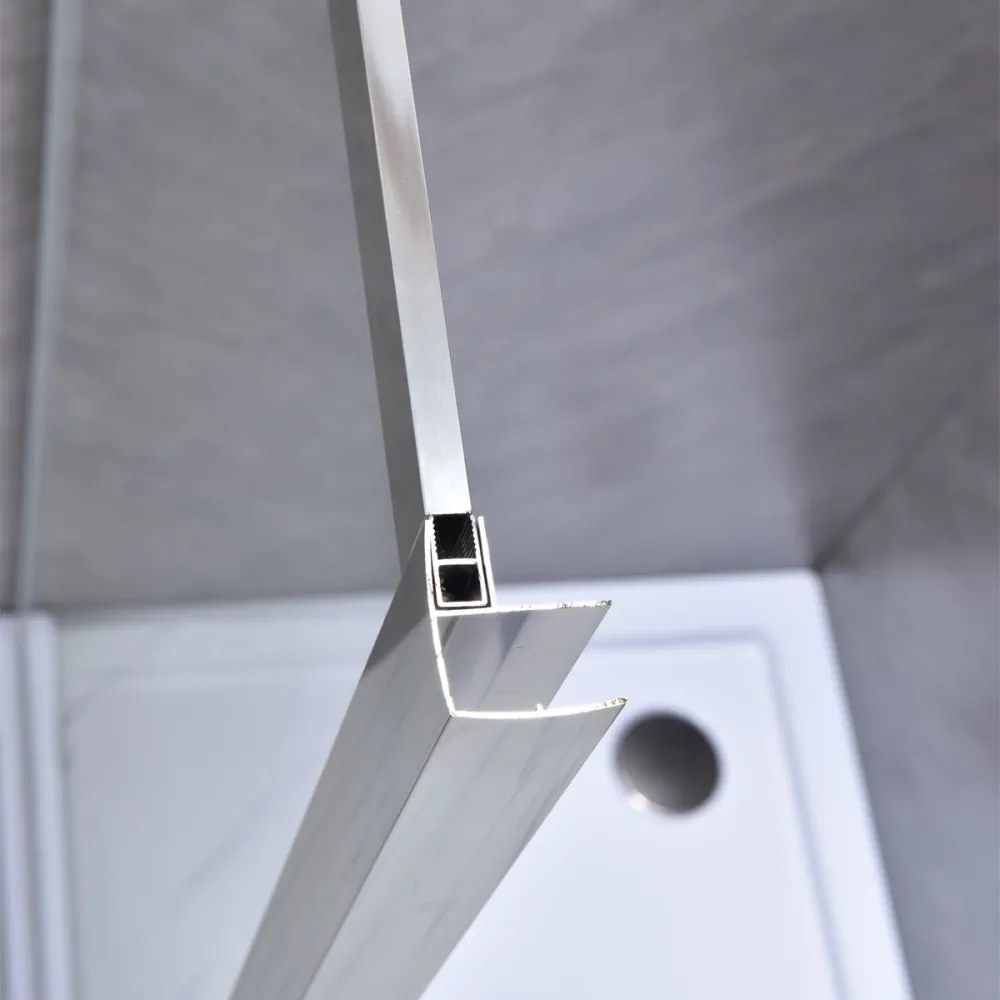 Perete de duș cu dimensiunea de 80x185 cm