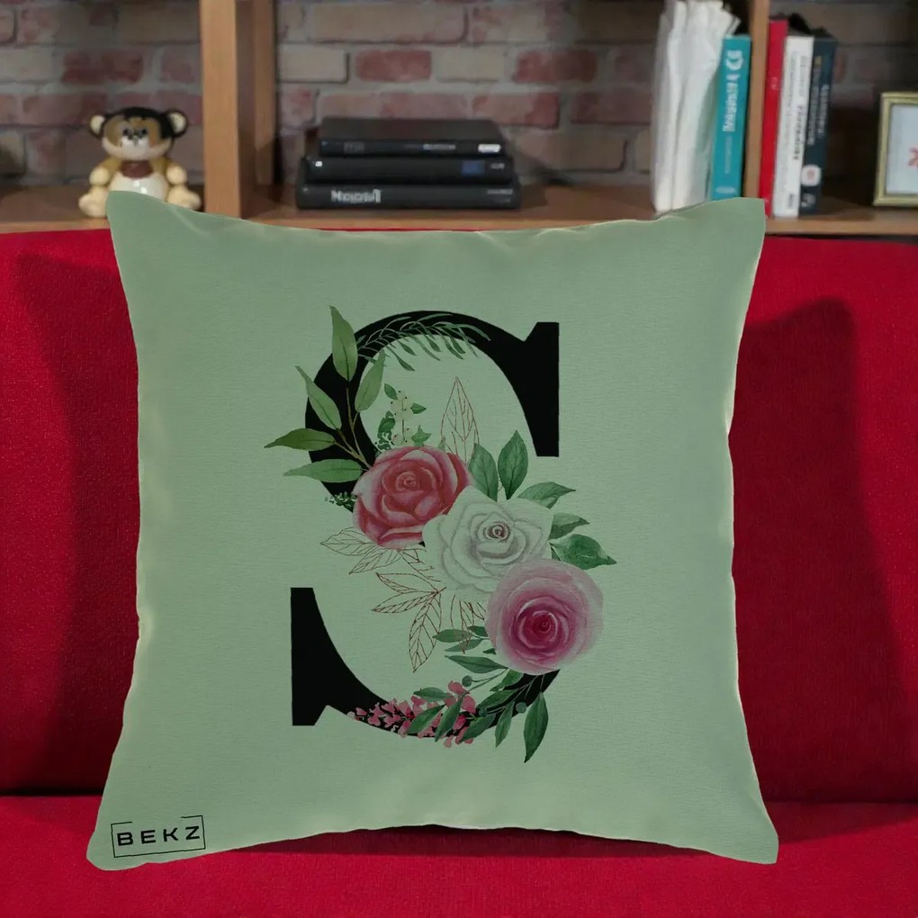 Cadou Personalizat - Perna Personalizata Monograma Florala Litera S, 40x40 cm, Verde, Husa Detasabila, Perna Inclusa, BEKZ®