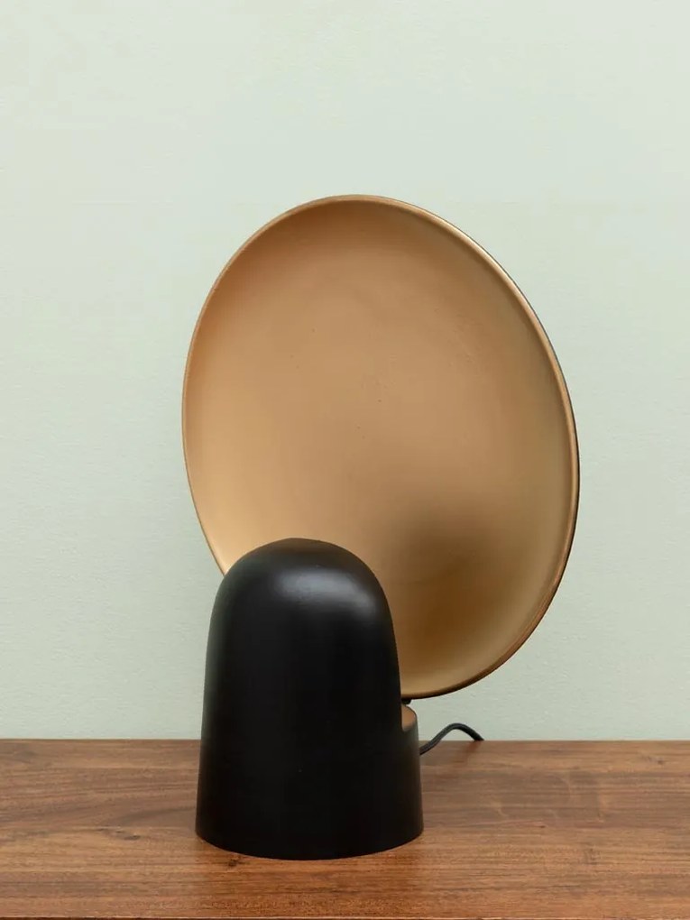 Lampa de masa, aurie, din metal, Goldie