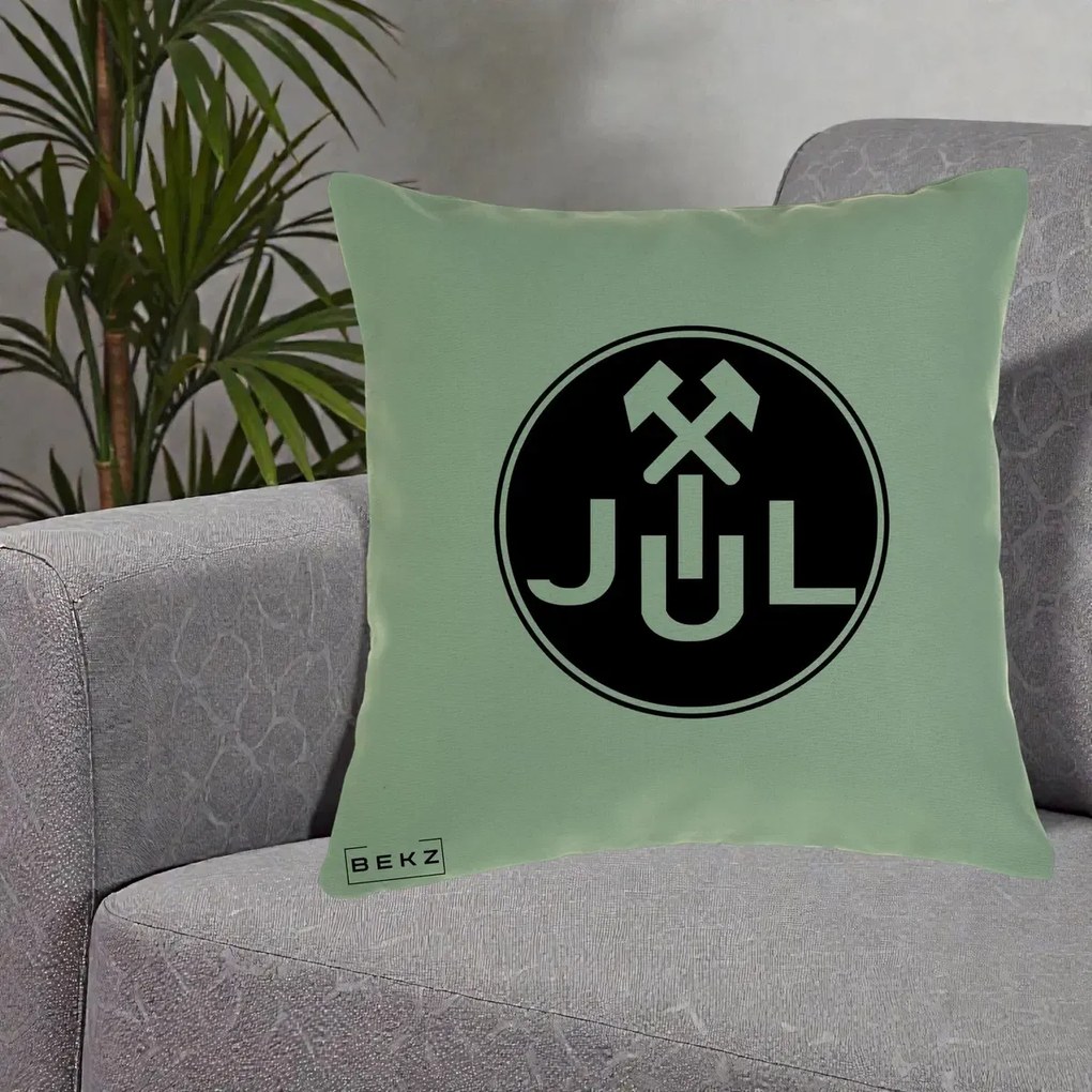 Perna Personalizata JUL Jiul Lupeni Fotbal, 40x40 cm, Verde, Husa Detasabila, Perna Inclusa, BEKZ®
