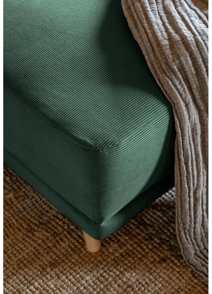 Colțar verde extensibil cu tapițerie din catifea reiată (colț dreapta/în formă de "U") Lazy Lukka – Miuform