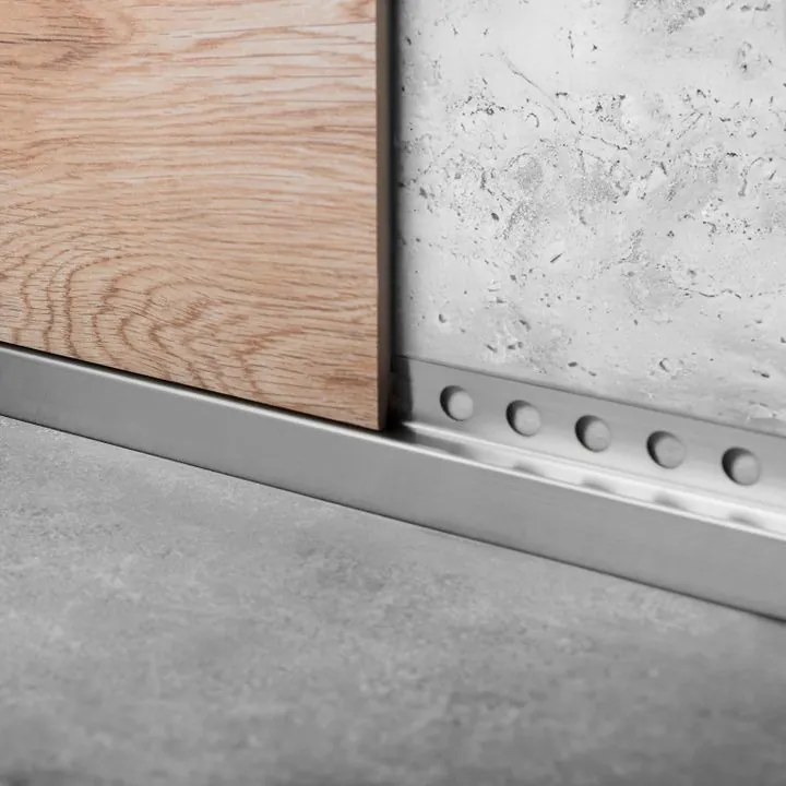 Banda frontala pentru cadita de dus 130cm crom periat