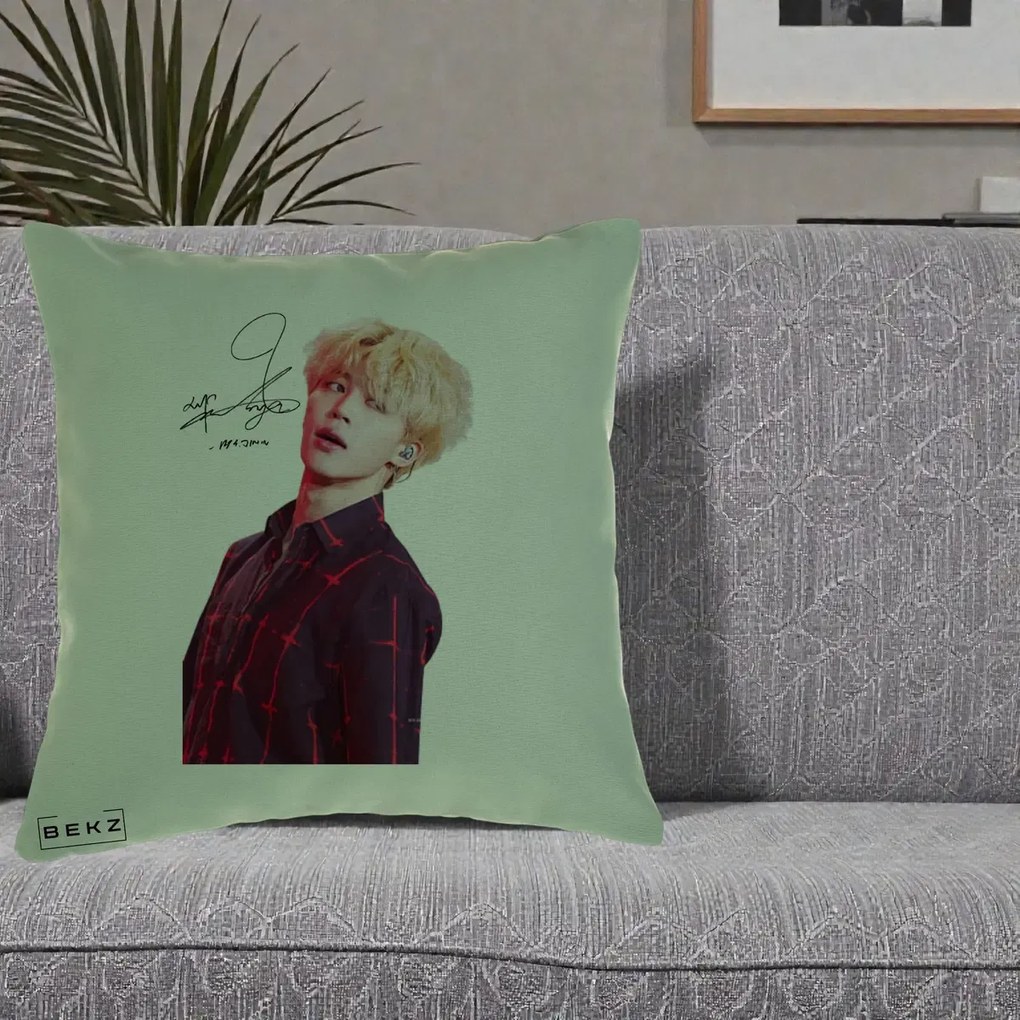 Perna Personalizata K-pop BTS Jimin Portret Artistic par Blond Autograf, 40x40 cm, Verde, Husa Detasabila, Perna Inclusa, BEKZ®