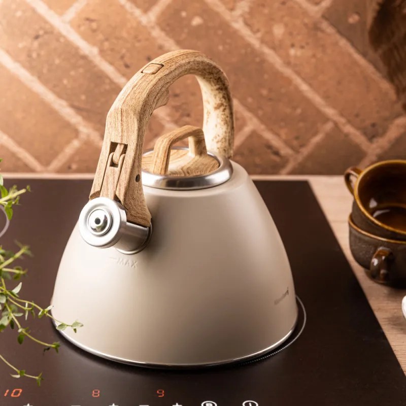 Klausberg KB 7954 Fierbător cu vârtej, 2,5 l, Oțel inoxidabil, Mâner izolat cu efect de lemn, Inducție, Bej/maro