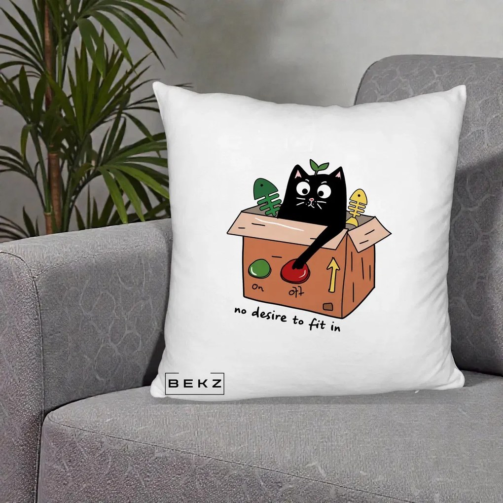 Perna Decorativa Pisica in Cutie No Desire to Fit In, 40x40 cm, Alb Pufos, Husa Detasabila, Perna Inclusa, BEKZ®