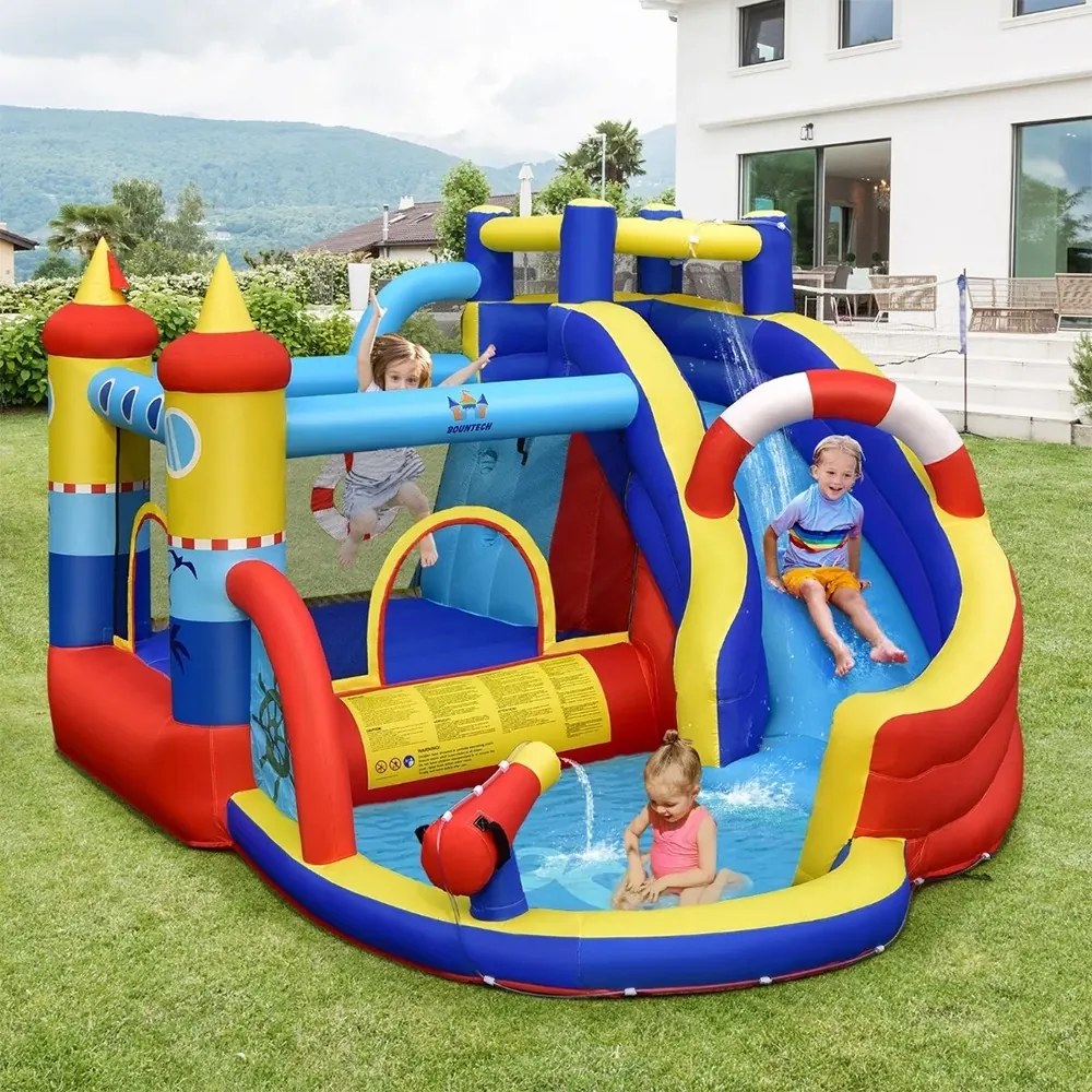 Castel gonflabil acvatic în formă de navă cu suflantă de 550W