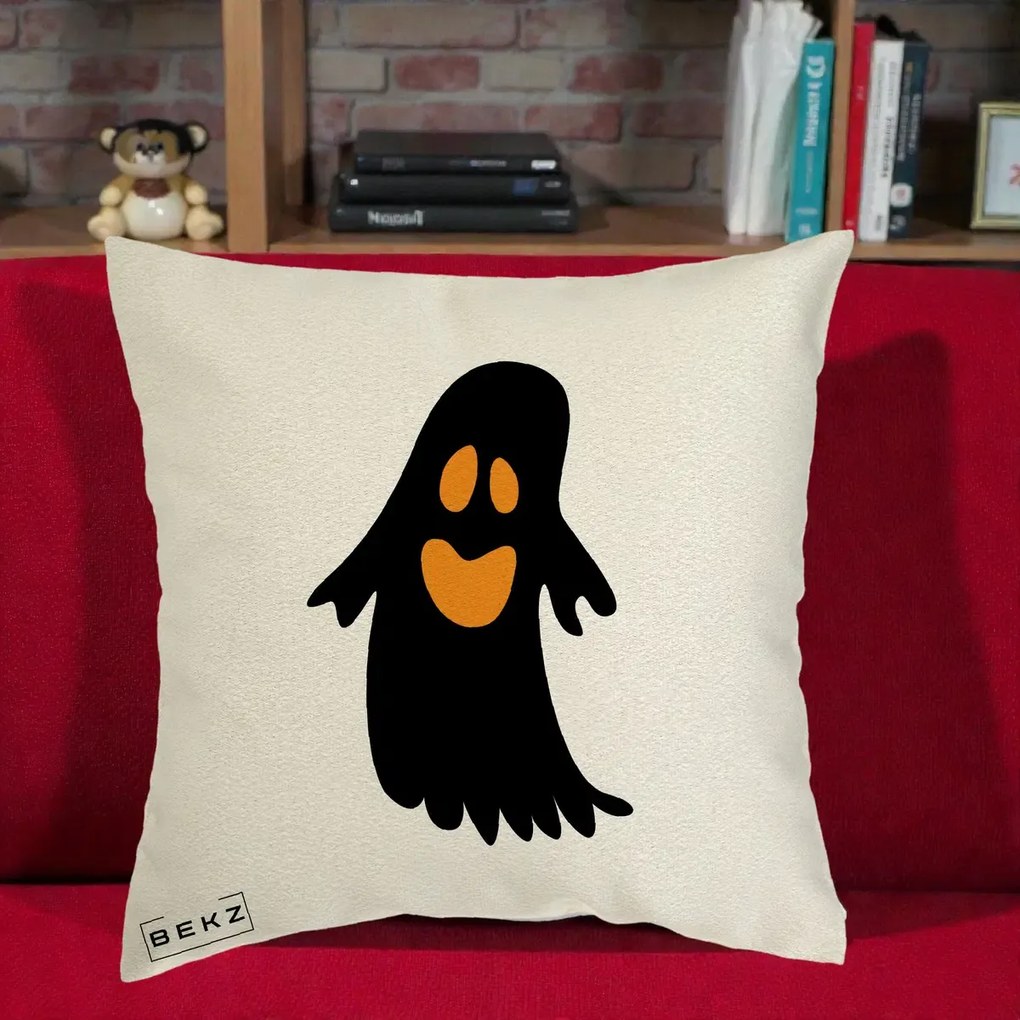 Perna Decorativa Halloween Fantoma Neagra cu Ochi Portocalii, 40x40 cm, Ecru, Husa Detasabila, Perna Inclusa, BEKZ®