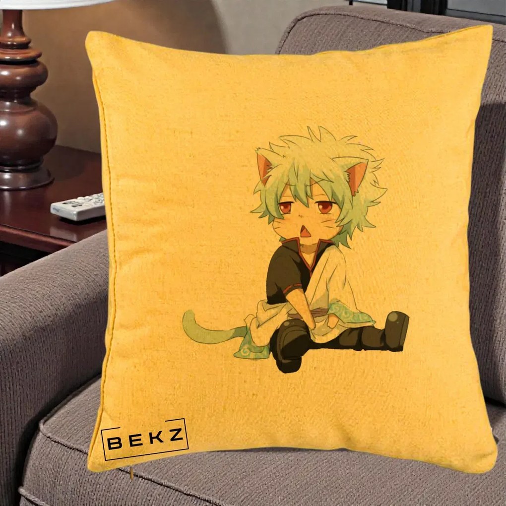 Perna Personalizata Gintama Gintoki Chibi Pisica, 40x40 cm, Galben, Husa Detasabila, Perna Inclusa, BEKZ®