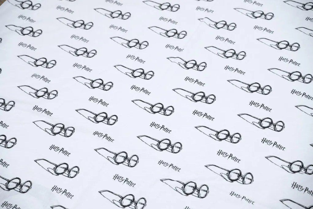 Lenjerie de pat luminoasa HARRY POTTER VISION alba Dimensiune lenjerie de pat: 70 x 90 cm | 140 x 200 cm