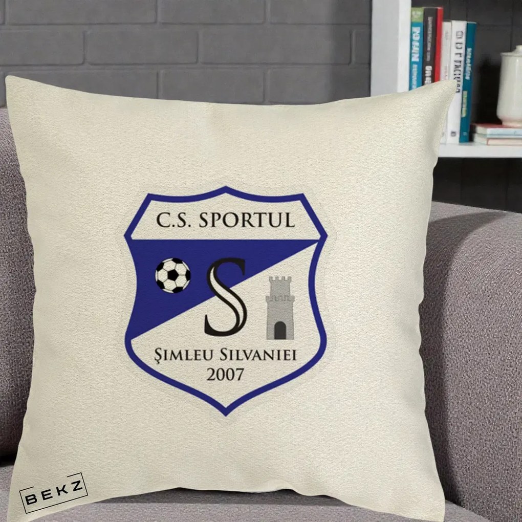 Perna Personalizata CS Sportul Simleu Silvaniei 2007, 40x40 cm, Ecru, Husa Detasabila, Perna Inclusa, BEKZ®