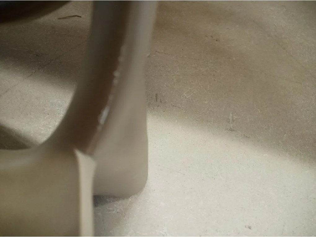 OFERTA Scaun din plastic bej KATO calitatea a II-a