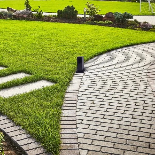 Stâlp de prize de exterior 1Z 230V IP44 20 cm negru