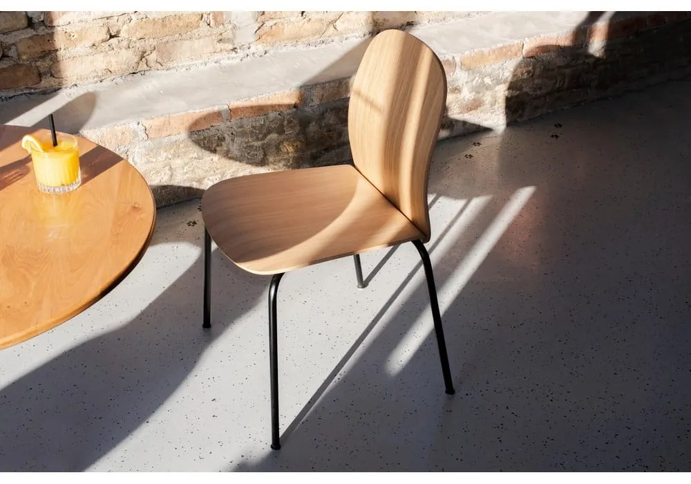 Scaune de dining în culoare naturală stivuibile 2 buc. cu aspect de lemn de stejar Book – Gazzda